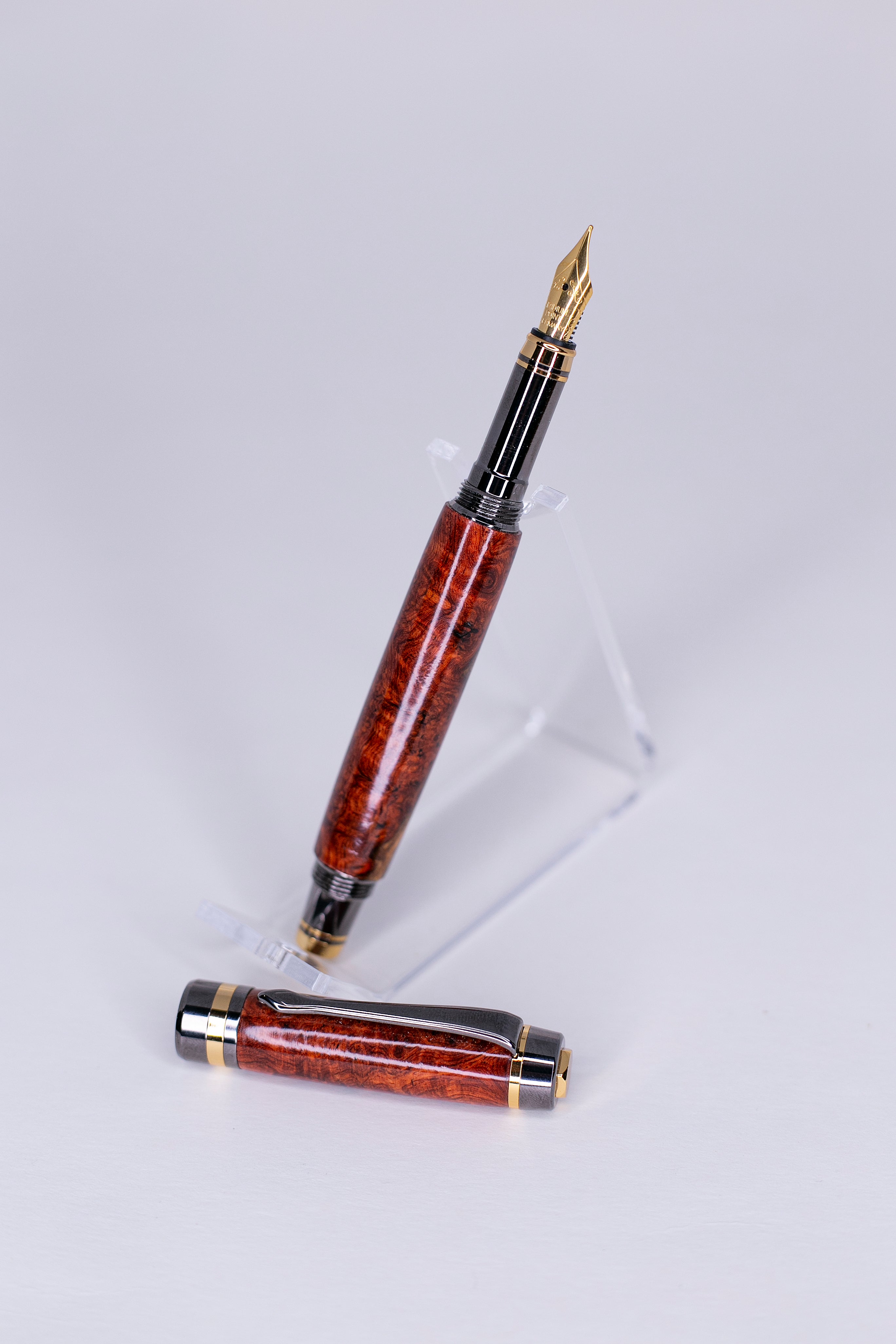 Handmade Amboyna Burl Wood and Golden Swirl Acrylic Modesto outlets Style Fountain Pen 21-112